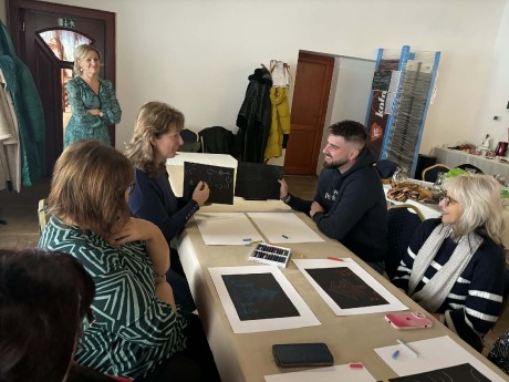 6b0a11c6-c1b2-4c7c-908e-0b59ee4b8695